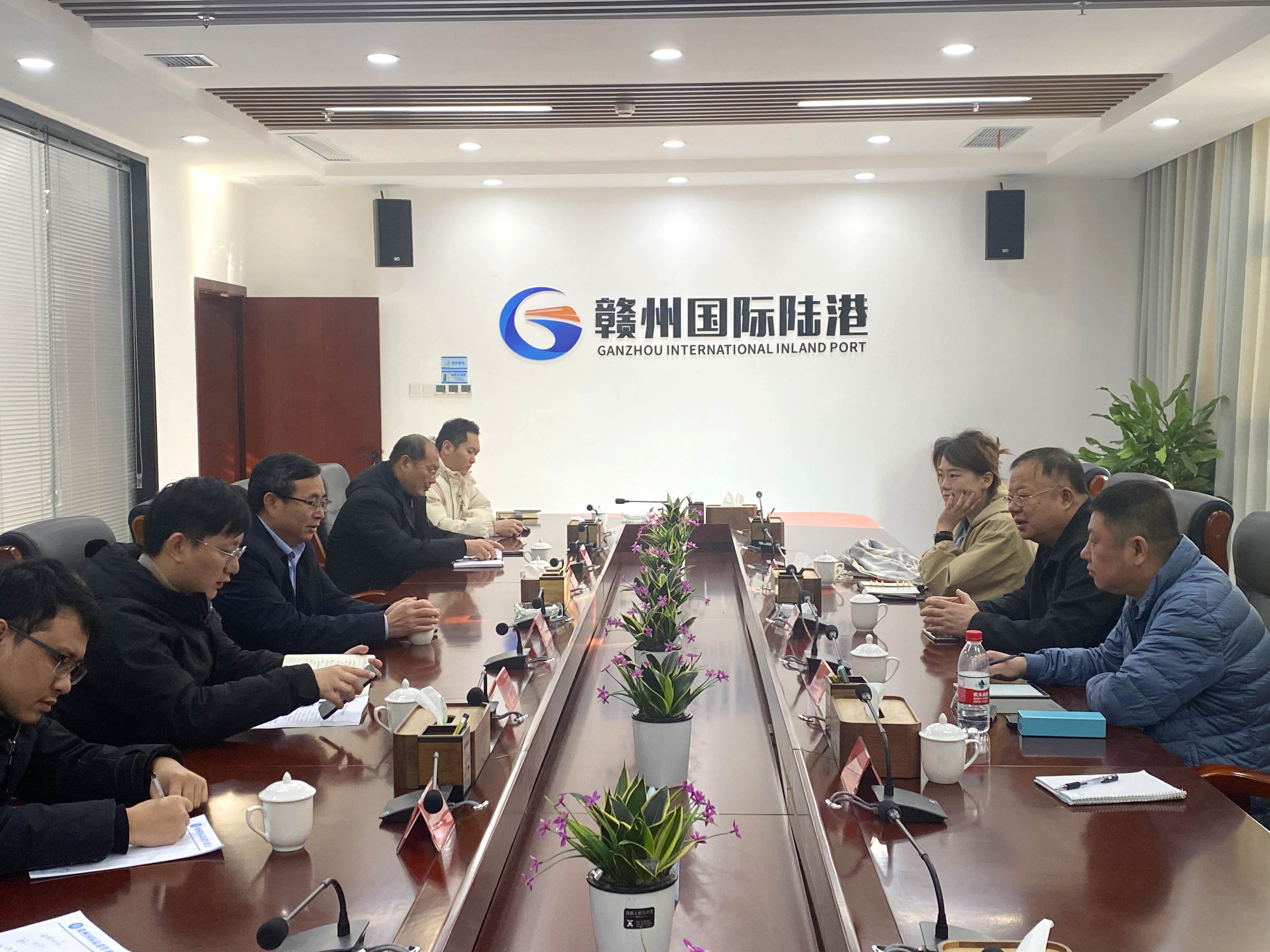 01 会谈交流.jpg